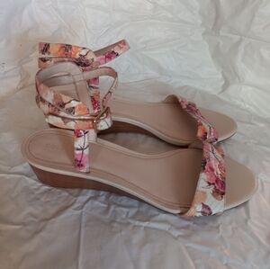 Cole Haan Women's Elsie Slip On Wedge Sandal Size 9M